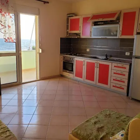 Seaside F&M Guest house Durres